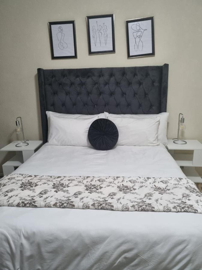 Hatfield Grosvenor Private Apartments Pretoria-Noord Exteriör bild